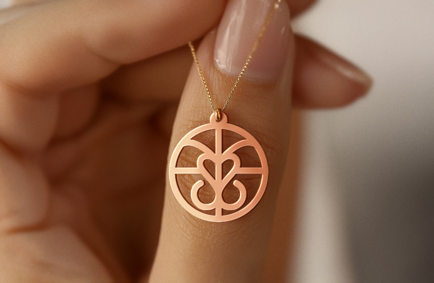 Symbole Familiale | Pendentif Monogramme Personnalisé